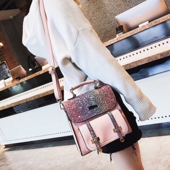 🎉HOST PICK🎉🆕Silver Sequin Backpack/Purse - Picture 5 of 5